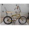 Image 1 : 1972 Sprinter Variable Speed Pedal Bike with Console Shifter, Sparkly Banana Seat, Missing Fenders 