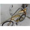 Image 25 : 1972 Sprinter Variable Speed Pedal Bike with Console Shifter, Sparkly Banana Seat, Missing Fenders 