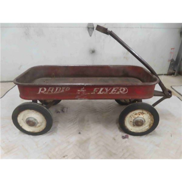 Vintage Radio Flyer Wagon 34'' x 14'' x 16''