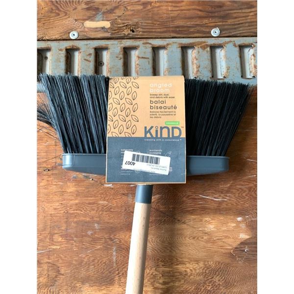 Kind angled broom with wooden handle