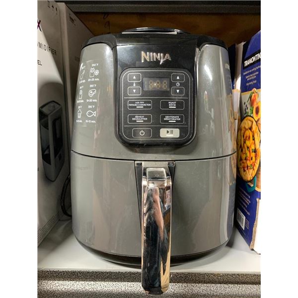 NINJA Air Fryer, 3.8L Less Oil Electric Air Frying, Equipped with Crisper Plate + Multi-Layer Rack +