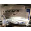 Image 1 : Set of 2 Calvin Klein Standard Queen Size Bed Pillows