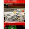 Image 1 : Options 16 piece dinnerware set