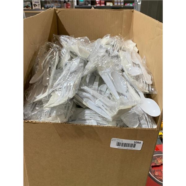 Service Kits 1 Fork 1- Knife 2- Spoons White 2ply Napkin 250