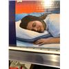 Image 2 : NovaForm Comfort Grande Plus Gel Memory Foam Pillow
