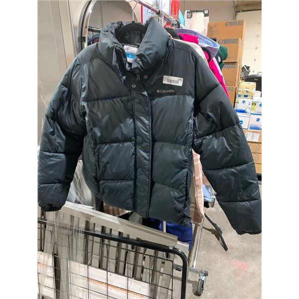 Columbia Puffer jacket ALadies Size large