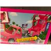 Image 3 : Barbie® Gift Set With Pink Limo & 4 Barbie® Dolls