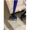 Image 2 : Shark Cordless Vacuum