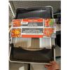 Image 1 : Nordic Ware extra large oven crisp baking tray