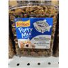 Image 2 : Purina Friskie Party Mix w/ Real Ocean Whitefish 3 x's 454g