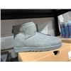 Image 4 : UGG Classic mini II Grey size 9