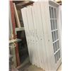 Image 2 : GROUP OF 9 (WHITE) DOORS WITH FRAMES - (4) GLASS PANEL FRONTS/(5) SOLID PANEL