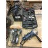 Image 1 : GROUP OF 5 ASSORTED POWER TOOLS