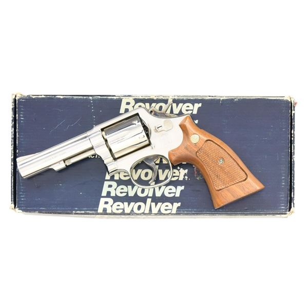 SMITH & WESSON MODEL 13-3 DA REVOLVER.