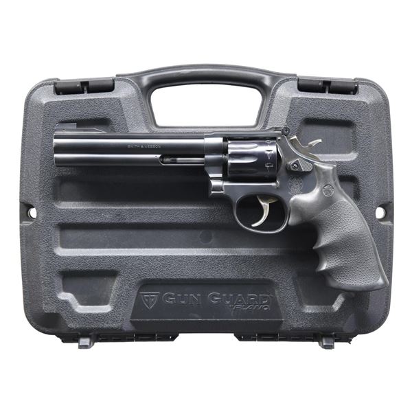 SMITH & WESSON 17-8 DA REVOLVER.