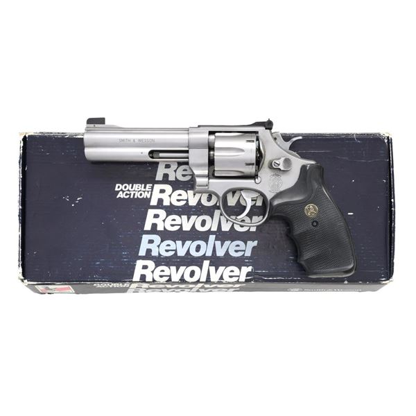 SMITH & WESSON 625-3 DA REVOLVER.