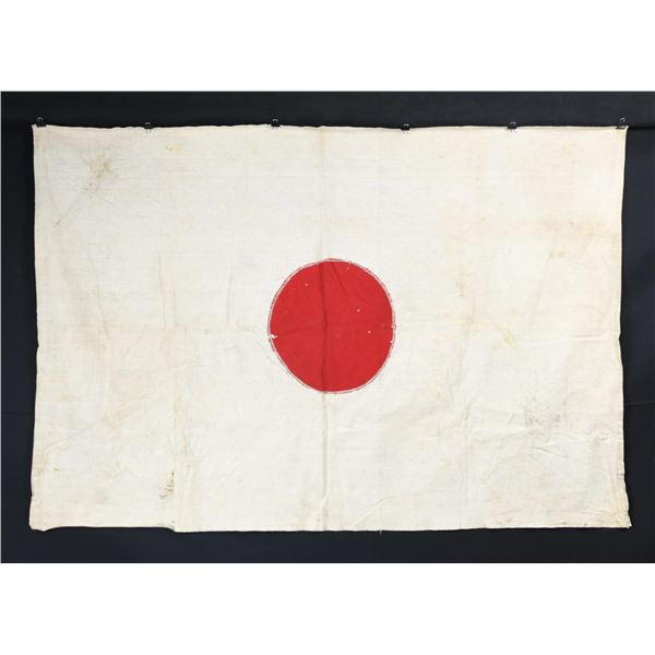 WWII JAPANESE FLAGS & BANNERS.