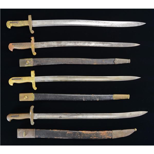 4 US SABER BAYONETS.