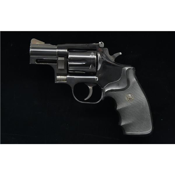 DAN WESSON MODEL 15 DA REVOLVER.