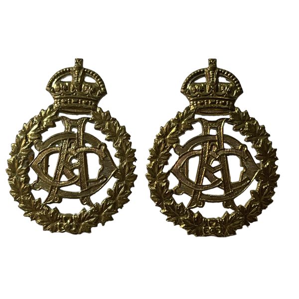 WW2 Canadian Army Dental Corps Cap Badge Lot