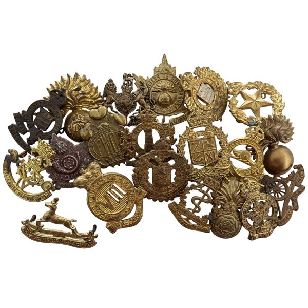 Bag of WW2 era Canadian Military Cap Badges