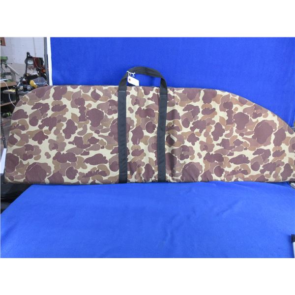 Camo Compound Bow Soft Case with 1 Outside Pocket