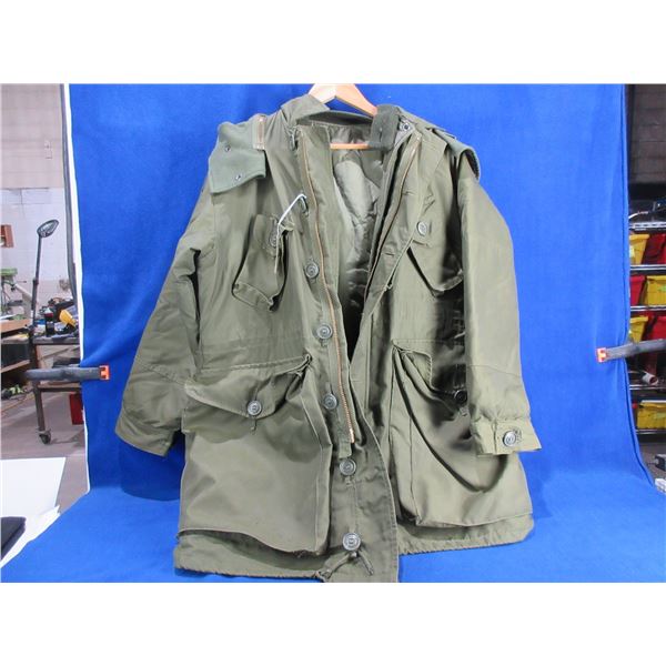 Extreme Cold Weather Combat Parka with Liner and Hood