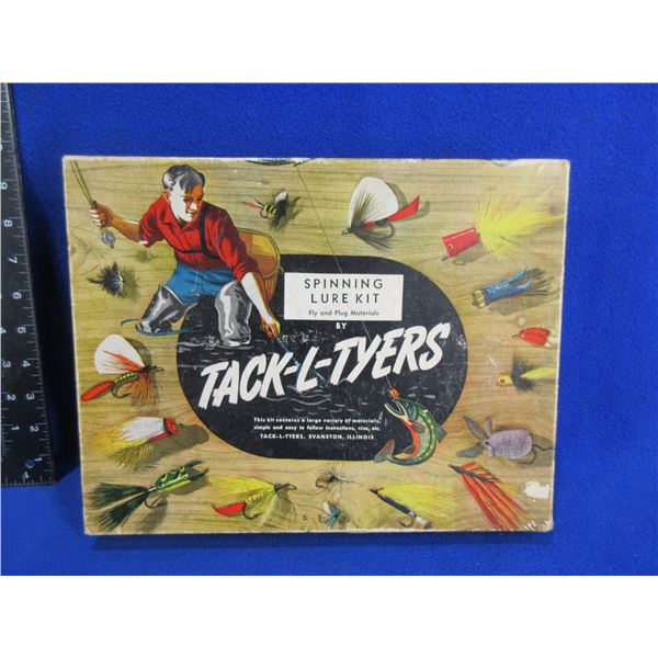 Tack-L-Tyers Spinning Lure Kit No. J654 - As Is