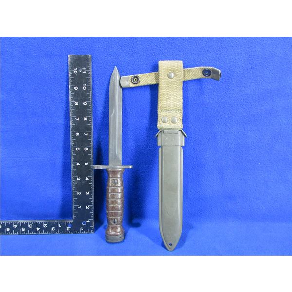 Italian M1 Carbine Bayonet with Sheath # 122024