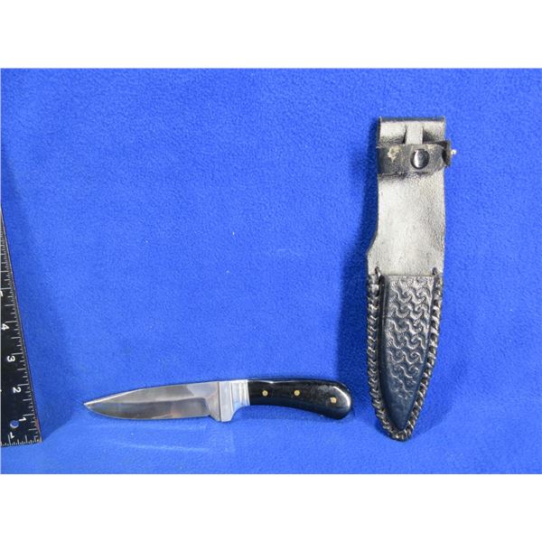 Wild Deer Hunter 9" Fixed Blade Knife with Sheath