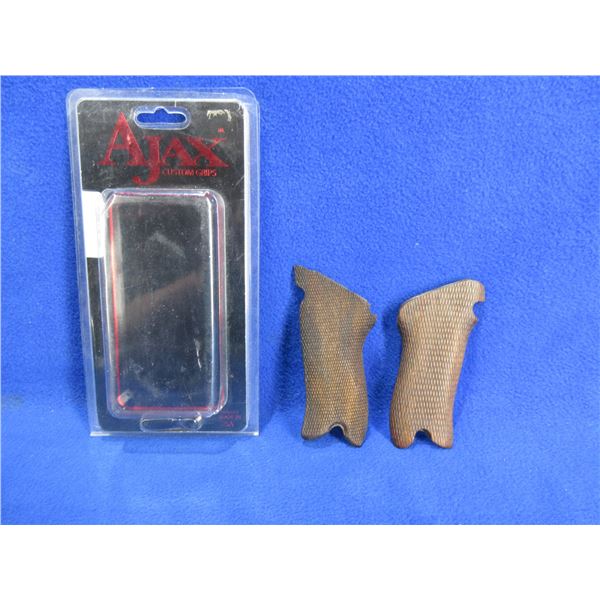 German P-08 Luger Wood Grips - #50CK-WAL