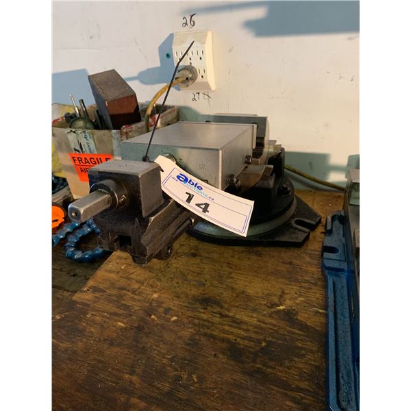 MILLING MACHINE TILT & SWIVEL MACHINE VISE (NO HANDLE)