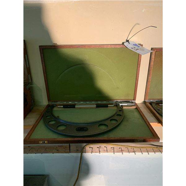 HELIOS OUTSIDE MICROMETER GERMAN MADE WITH WOODEN CASE (11-12")