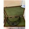 Image 2 : HELIOS OUTSIDE MICROMETER GERMAN MADE WITH WOODEN CASE (9-10")
