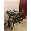 Image 2 : CUSTOM BUILT GAS ENGINE BICYCLE (MILITARY GREEN)