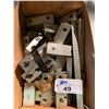 Image 2 : BOX OF ASSORTED ALUMINIUM VISE JAWS