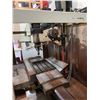 Image 3 : * MIGHTY MUSTANG MODEL C-32 VMC MILLING MACHINE-CAT40 HIGH TORQUE/ 32"X /20"Y/24"Z & ACHROMATIC