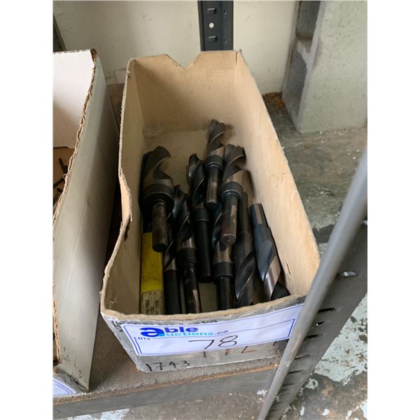 BOX OF MACHINIST TOOLS-ASSORTED LARGE DRILL BITS WITH 1/2" SHANKS