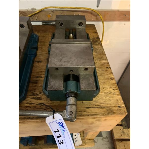MACHINIST VISE