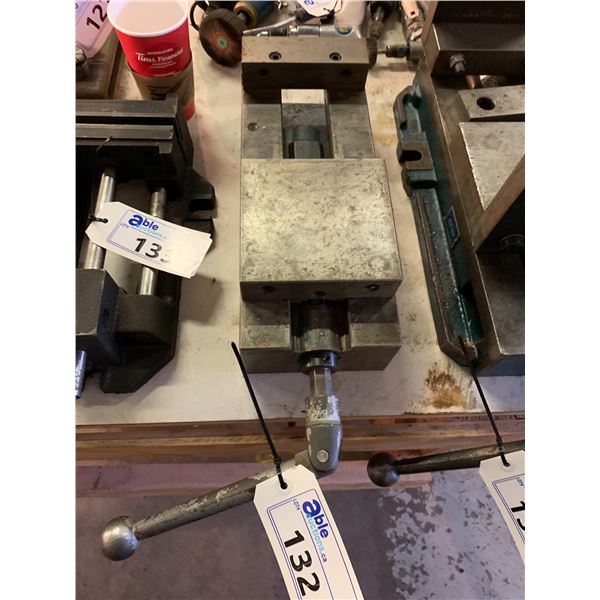 MACHINIST VISE
