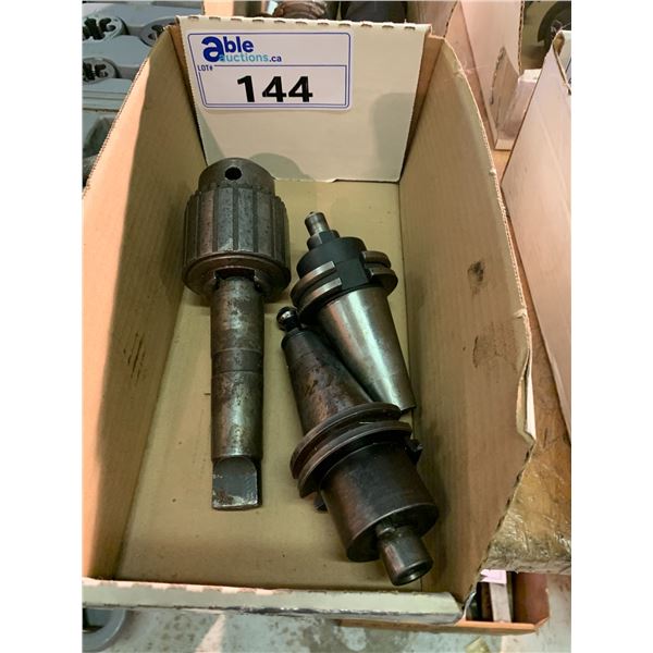 GROUP OF 2 CAT 40 TOOL HOLDERS - NT4 DRILL CHUCK/ 1/4" HOLDER//FACE MILL HOLDER