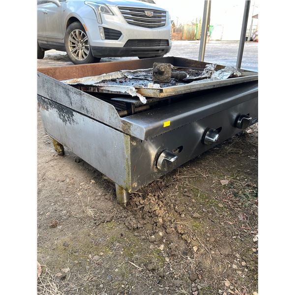 MRE Brand Heavy Duty Grill 36L x 28W x 16H