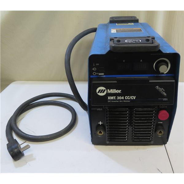 Miller XMT 304 CC/CV DC Inverter Arc Welder