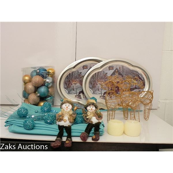 FLAT OF TEAL AND GOLD XMAS DECOR