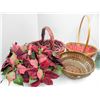 Image 1 : NICE LOT OF CHRISTMAS BASKETS