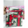 Image 5 : GREAT LOT OF CHRISTMAS TEXTILE DECOR