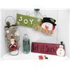 Image 1 : LOT OF 3 CHRISTMAS WALL DECOR