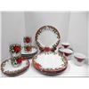 Image 2 : POINSETTA DINNERWARE SET