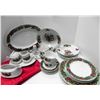 Image 1 : 4 PIECE SETTING HOLLY BERRY DINNER SET WITH PLATTER, GRAVY BOAT, SUGAR AND CREAMER SET SALT AND PEPP