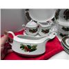 Image 2 : 4 PIECE SETTING HOLLY BERRY DINNER SET WITH PLATTER, GRAVY BOAT, SUGAR AND CREAMER SET SALT AND PEPP